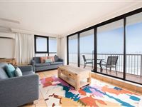2 Bedroom Ocean Apartment Lounge-BreakFree Beachpoint